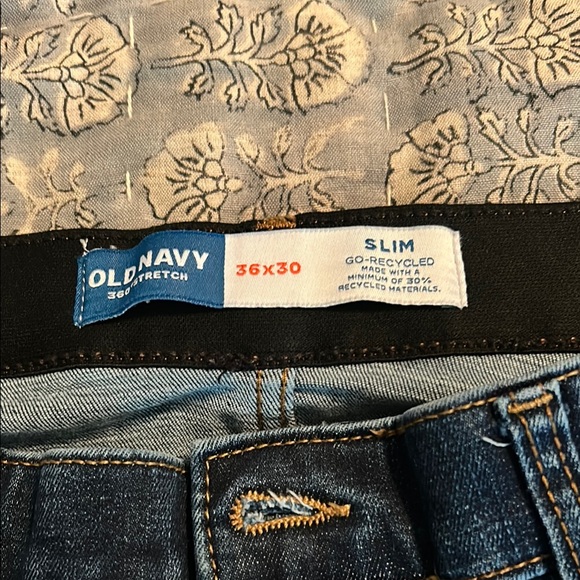 Old Navy Blue Straight Jeans Modern Style - Picture 5 of 5